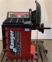 2015 Ranger Products Tire Balance Machine DST2420