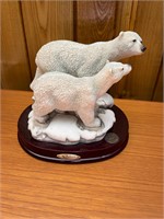 Polar Bear statue