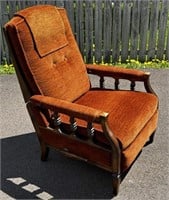 NICE RETRO RECLINER LOUNGE CHAIR CLEAN