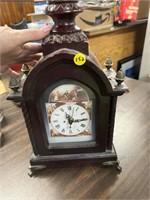 MANTLE CLOCK