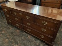 7 Drawer dresser, dovetail drawers