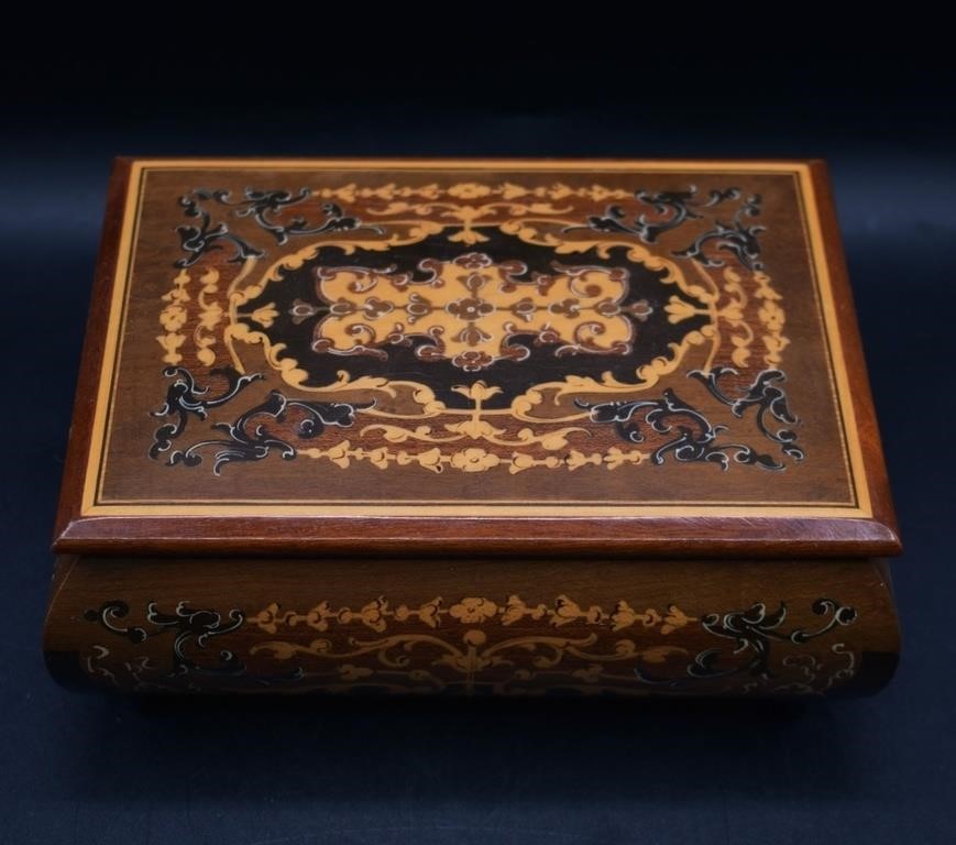 Antique / Vintage Wood Inlay Jewelry Box