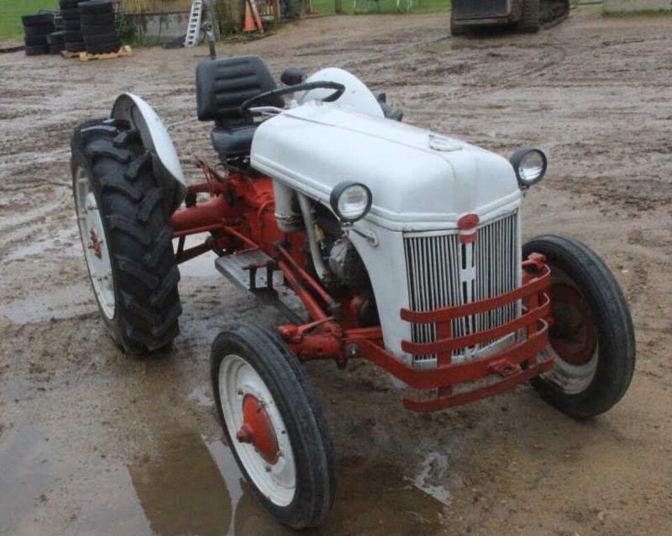 1952 Ford 9N Gas Tractor