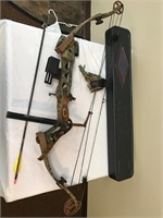 Code Compound Bow w bag and arrow case
