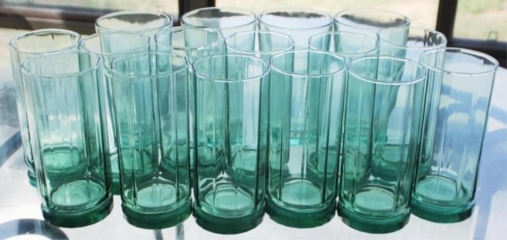 16 pc. Glasses Set