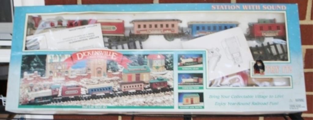 Dickensville Train Set in Box