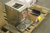 COMMERCIAL HOT CHOCOLATE MACHINE, BOX OF SIGN