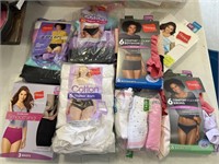 42 pair of ladies underwear - in open packages