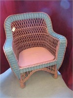 VINTAGE WICKER CHAIR- NEEDS NEW CUSHION