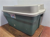Rubbermaid Tote 32inLx19inWx17inH