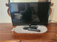 24" LG flat screen TV with remote