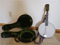 Vega Banjo Mandolin w/ case. Needs some repair,