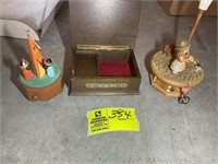 GROUP OF 3 MUSIC BOXES