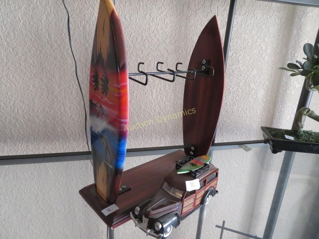 Surfboard Necklace Holder & Woodie