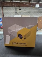 LED projector (display case)