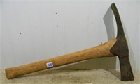 Wardsock (??)) dbl. bit-posthole or Pulaski axe,