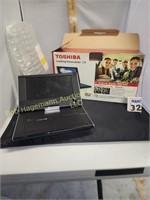 9 " Toshiba Portable DVD Player