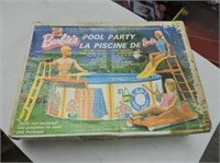 Barbies Pool Party with Box