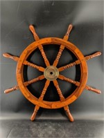 Large wood ship's wheel, in excellent condition, 3