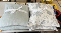 4 Handmade pillows.