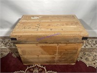 Vintage Insulated Crate