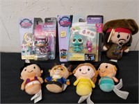 Littlest Pet Shop toys and plush itty bitties