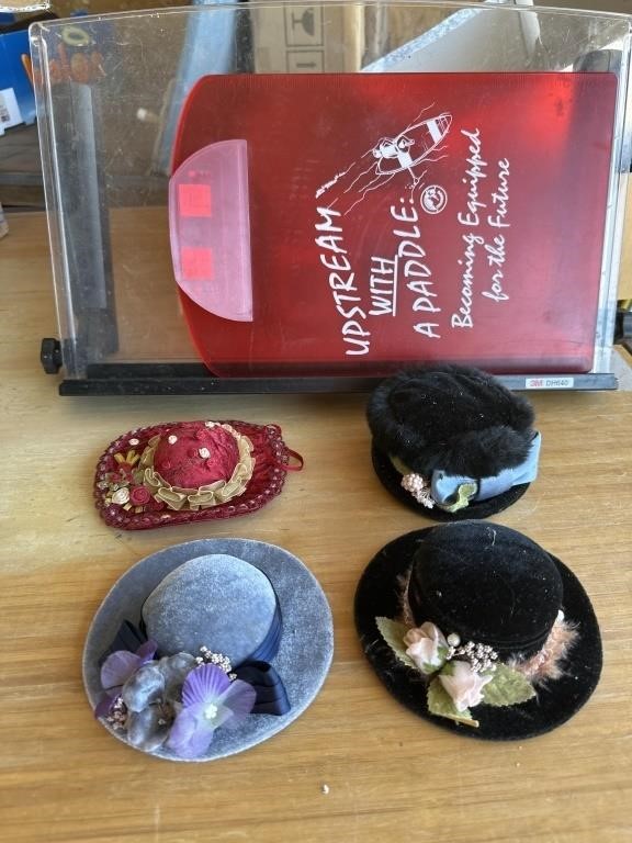 PINCUSHION HATS, LAPTOP STAND