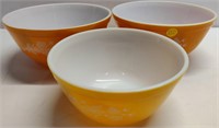 3 Vintage Gold / Yellow Pyrex Mixing Bowls
