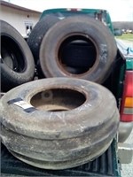 Tractor tires tri rims (2)