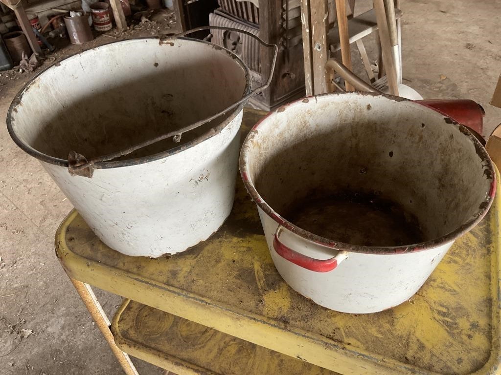 Porcelain planter buckets