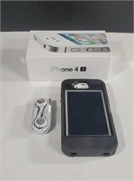 Pair of Apple Iphone 4S with One OtterBox Case