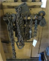 (3) Pieces of chain, 1 ton chain drive pulley