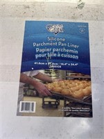 1/4 Box of Silicone Parchment Pan Liner