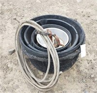 Assorted Feed Tubs & Rope