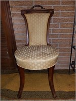 ANTIQUE ROUND BOTTOM YELLOW COUSHION CHAIR