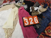 Large Lot  Womens Large to 3X Clothes w/Judy Blues