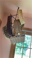 (7) woven baskets w/metal rack
