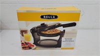 Rotating Belgian waffle maker