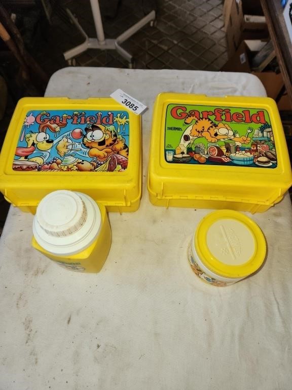 Vintage Garfield Lunchbox With Thermos 