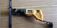 Dewalt DW304P Reciprocating Saw