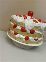 Strawberry Shortcake Covered Cake Dish