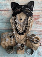 Snow Foil Panther - Costume Jewelry Set