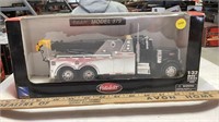 Peterbilt model 379 scale 1/32