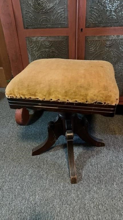 Victorian piano bench, with adjustable height