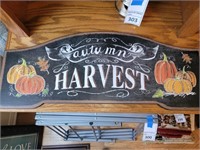 Autumn signs, 24" wide