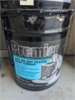 PREMIER WET OR DRY PLASTIC ROOF CEMENT 4.75GAL