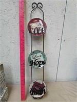 Decorative love hope faith plate holder set with