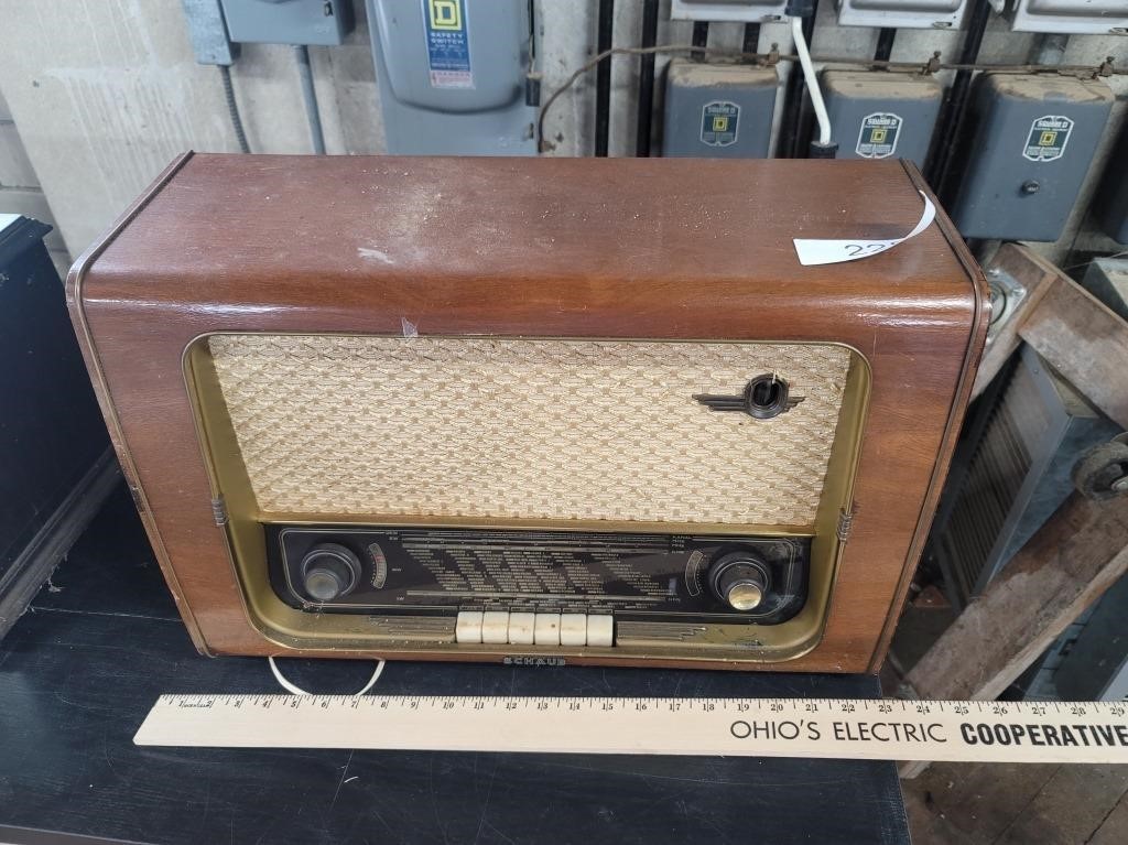 Schab Oceanic 55 Type 4272 radio