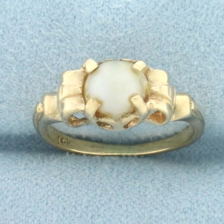 Vintage Pearl Solitaire Ring in 14k Yellow Gold