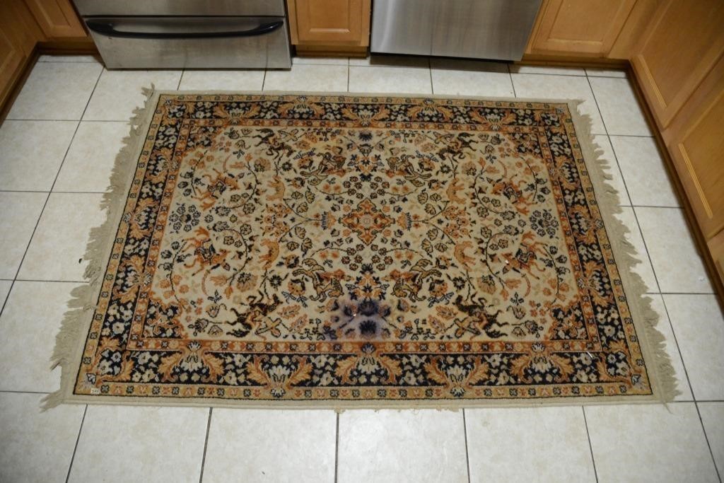 4 X 5' ARAKASTAN RUG